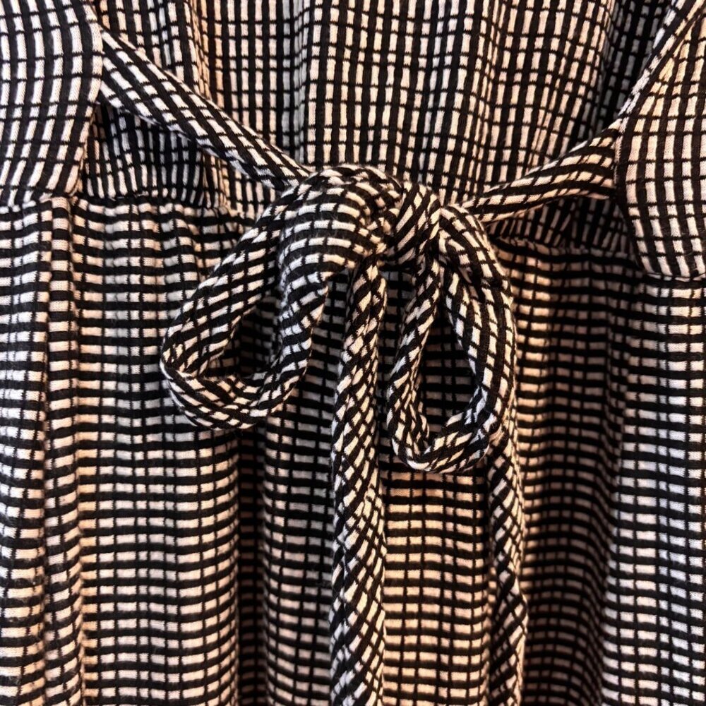 Caution to the Wind | Black & White Checked Belted Mini Dress Size Large - Picture 3 of 5